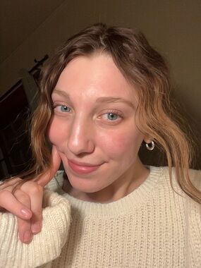 Meet your Posher, Thea